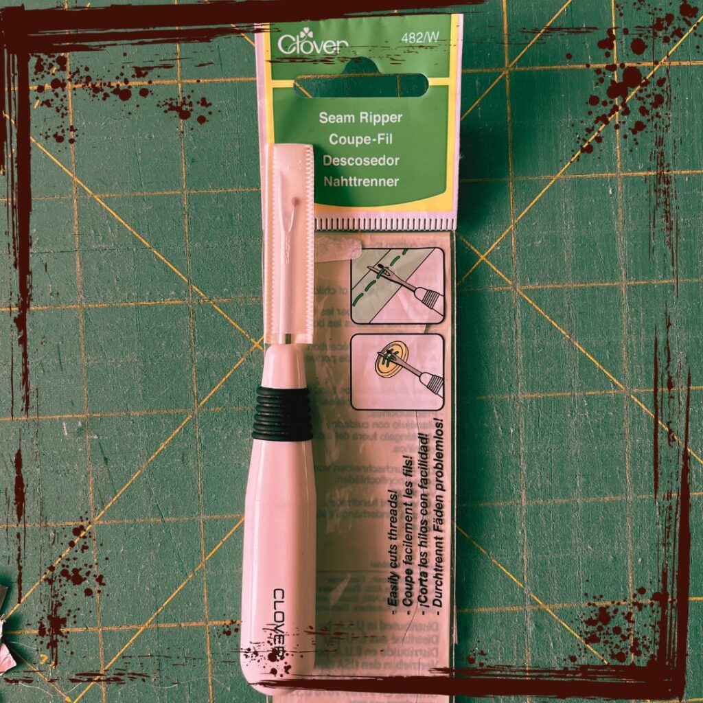 Mi Octubre Embrujado II: Descosedor marca clover