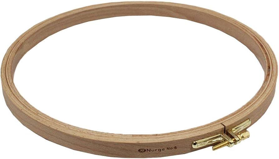 regalos para bordadoras clásicos un bastidor de madera